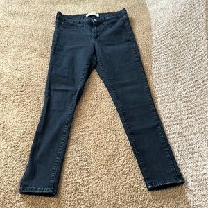 Light black Gap 1969 easy legging jeans, size 29r